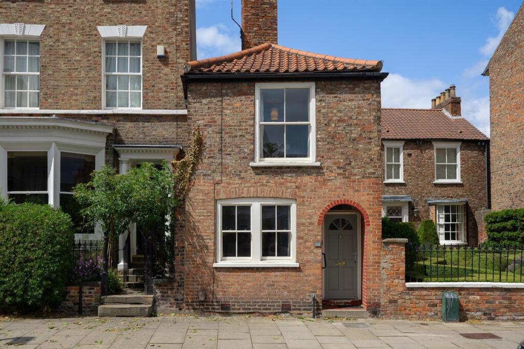 Main image of property: The Old Carriage House, Monkgate, York