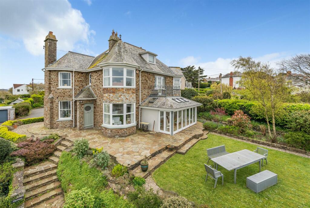 8 bedroom detached house for sale in Graynfylde Drive, Bideford, EX39