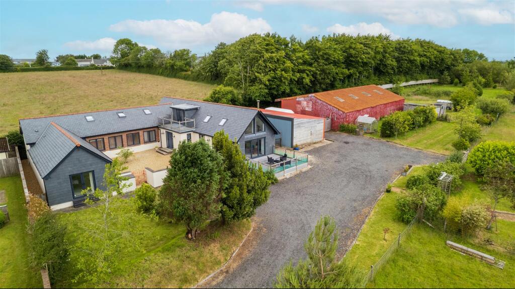 Main image of property: Stibb Cross, Torrington