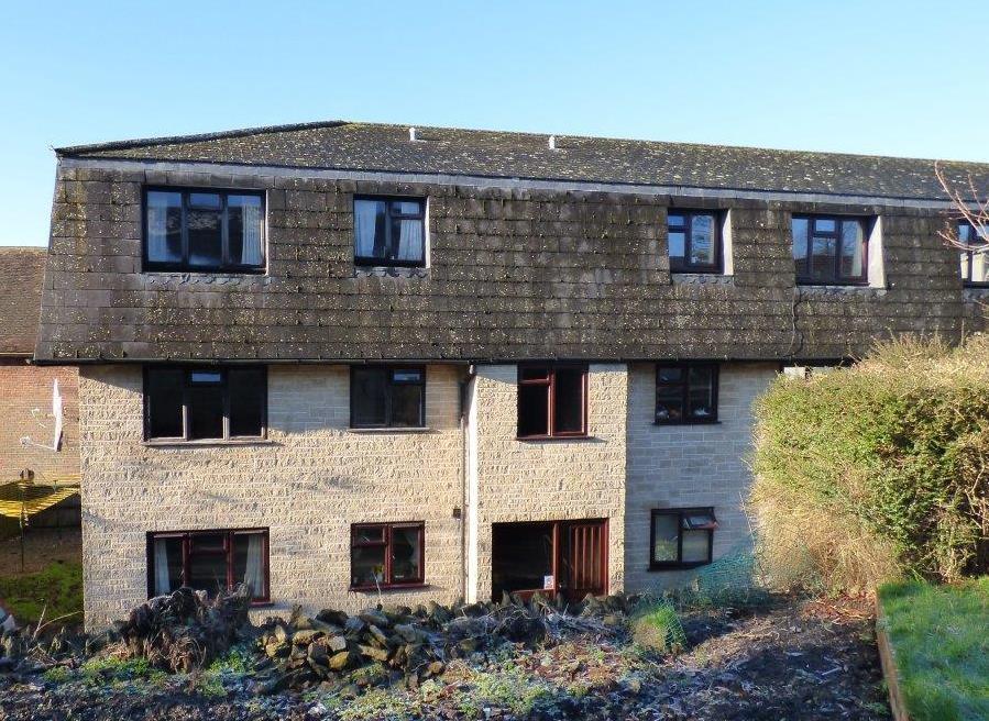 Main image of property: Malthouse Close