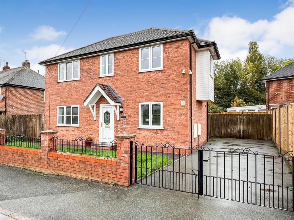 Main image of property: The Green, Oswestry