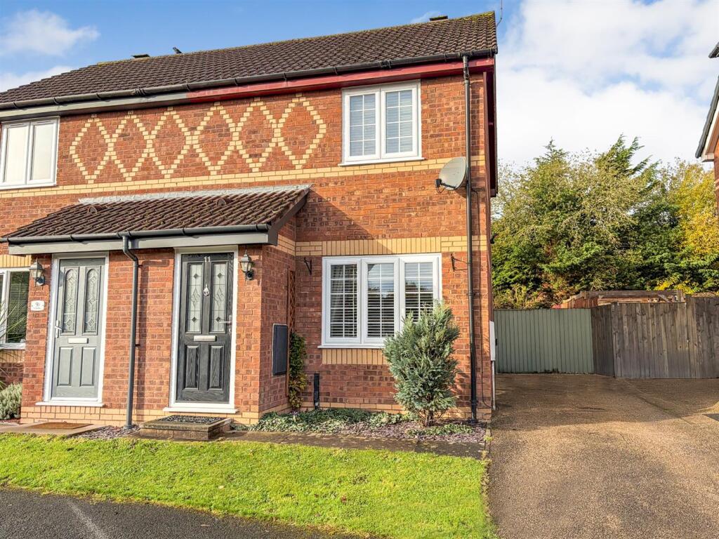 Main image of property: Yr Helfa, Chirk, Wrexham