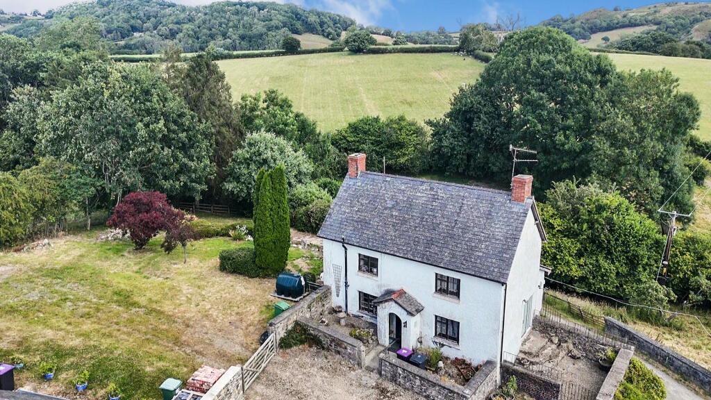 Main image of property: Nantmawr