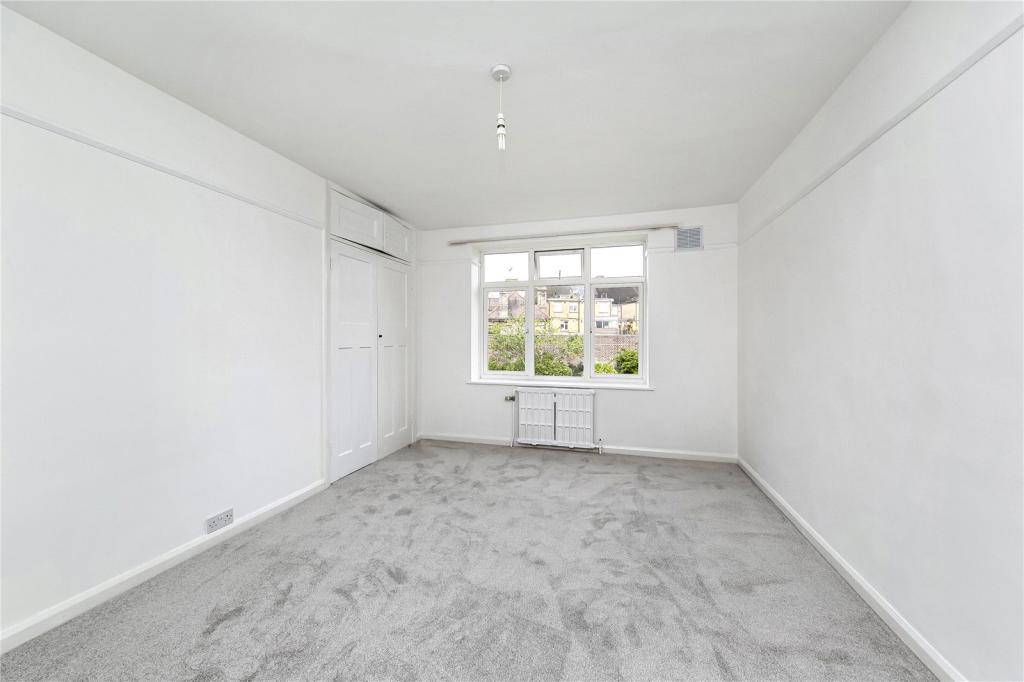 2 bedroom apartment for sale in Thames Eyot, Cross Deep, Twickenham, TW1