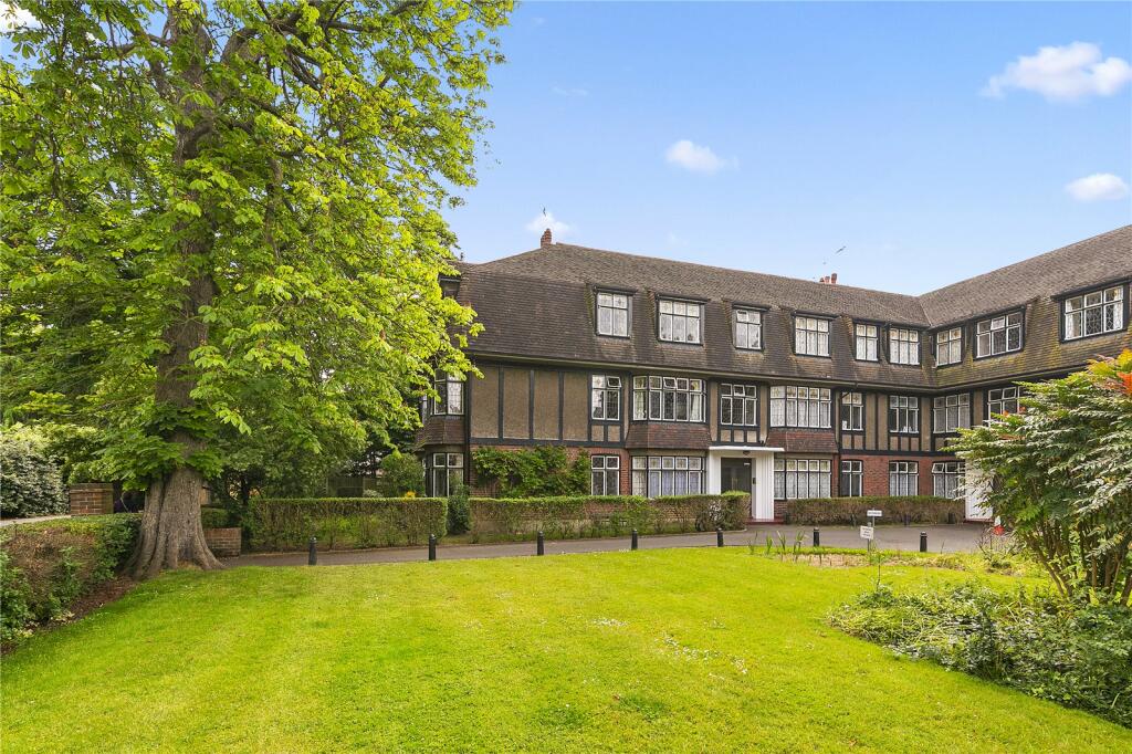 3 bedroom apartment for sale in Cambridge Park Court, Cambridge Park