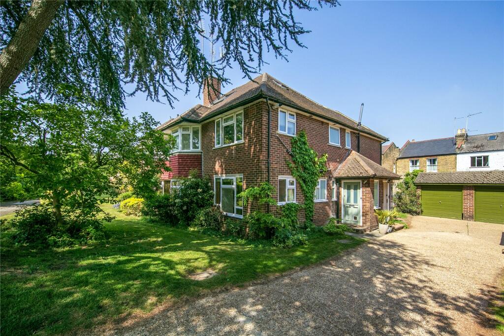 Main image of property: Beaulieu Close, Cambridge Park, East Twickenham, TW1
