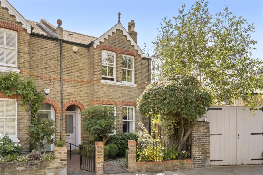 Main image of property: Broadway Avenue, St Margarets, TW1