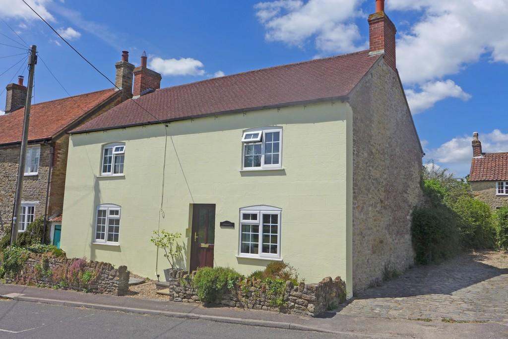 3 bedroom cottage for sale in Bayford, Near Wincanton, BA9