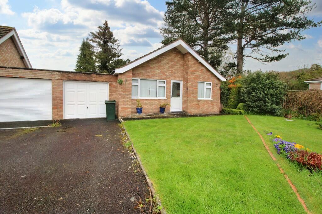 2 bedroom detached bungalow for sale in 48 Stretton Farm Road, Church