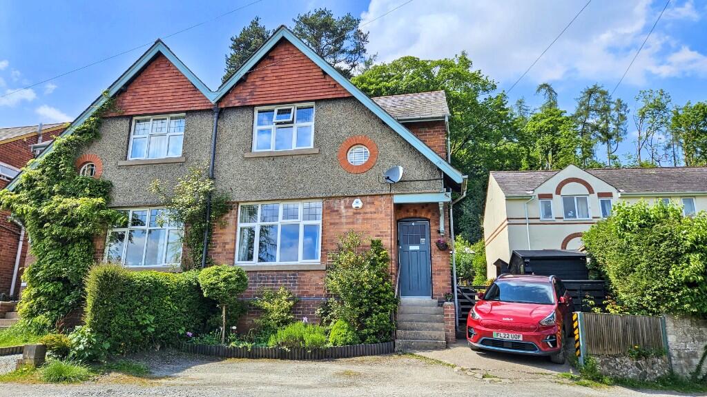 Main image of property: 4 Spring Bank, Shrewsbury Road, Church Stretton, Shropshire, SY6 6HA