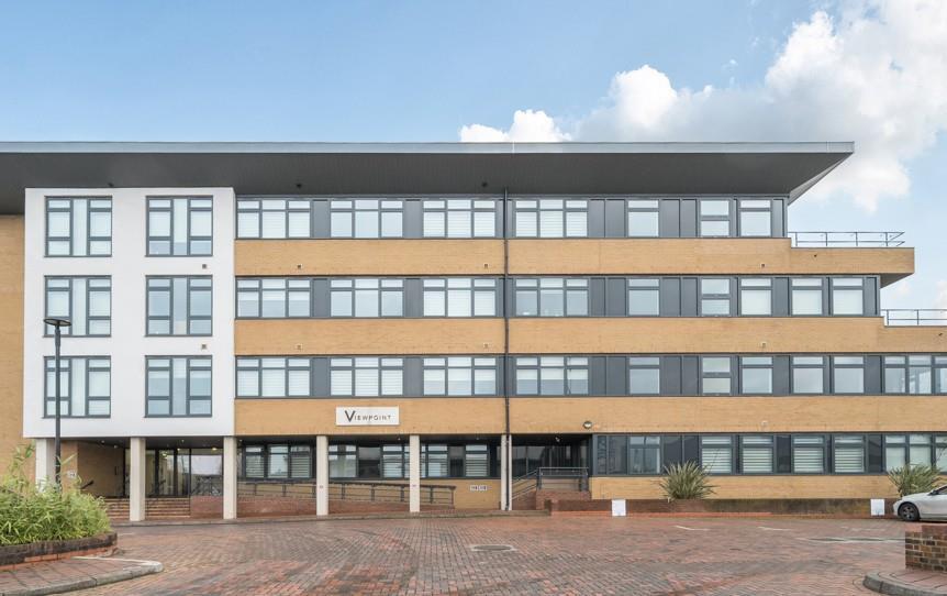 Main image of property: 240 London Road, Staines-Upon-Thames, TW18