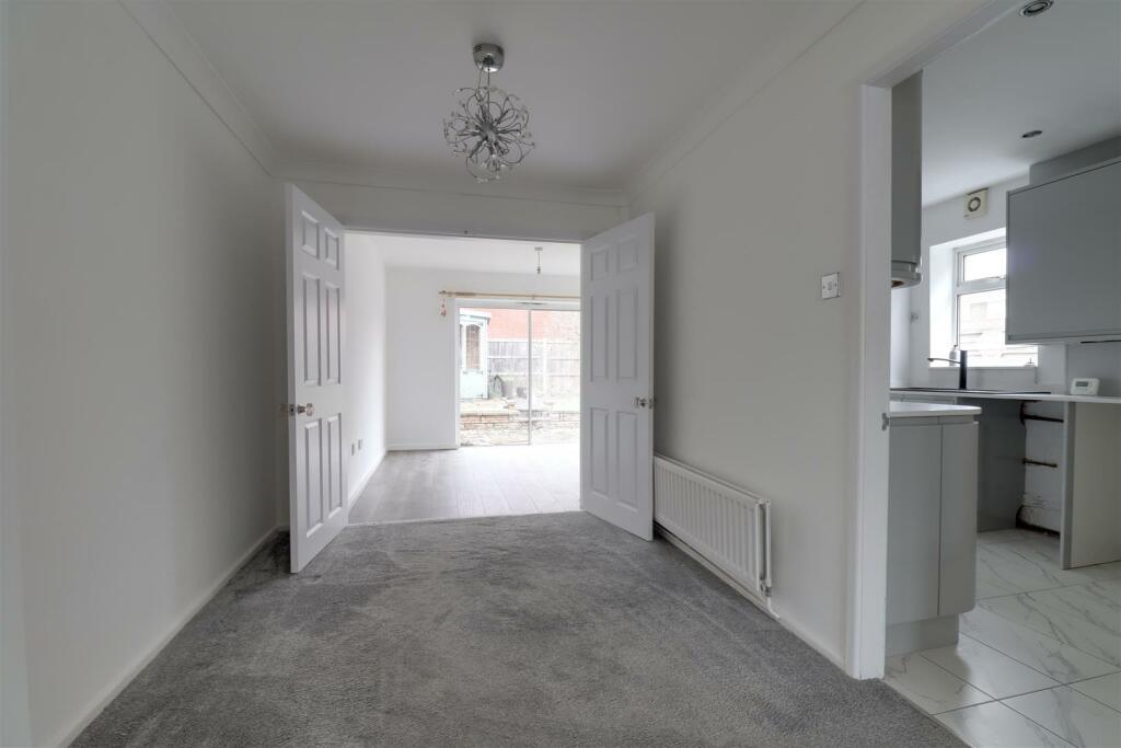 Additional property image - Lear Drive, Wistaston, Crewe