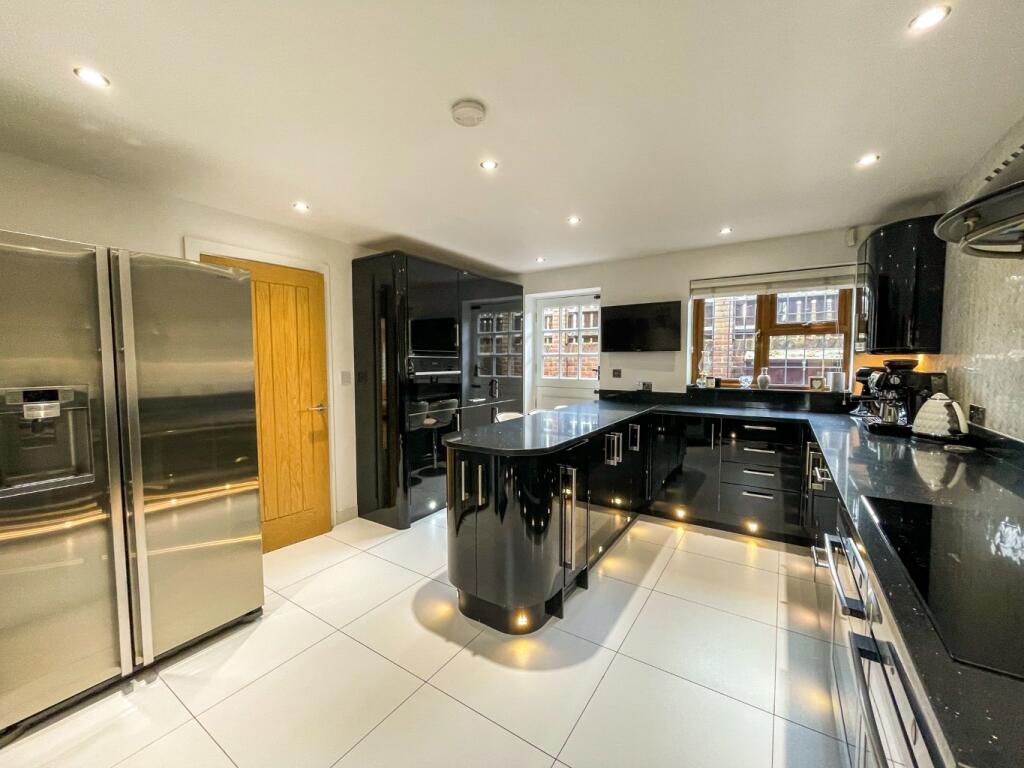 Additional property image - Forge Lane, Shorne, DA12