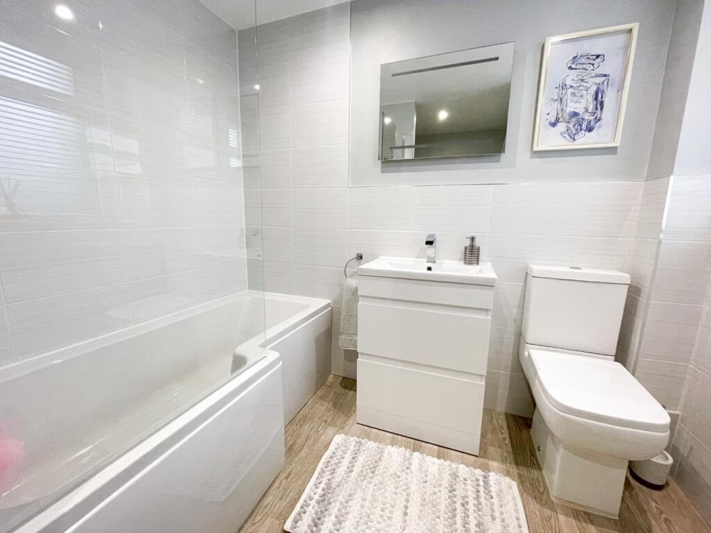 Additional property image - Coutts Avenue, Shorne, Gravesend, Kent, DA12