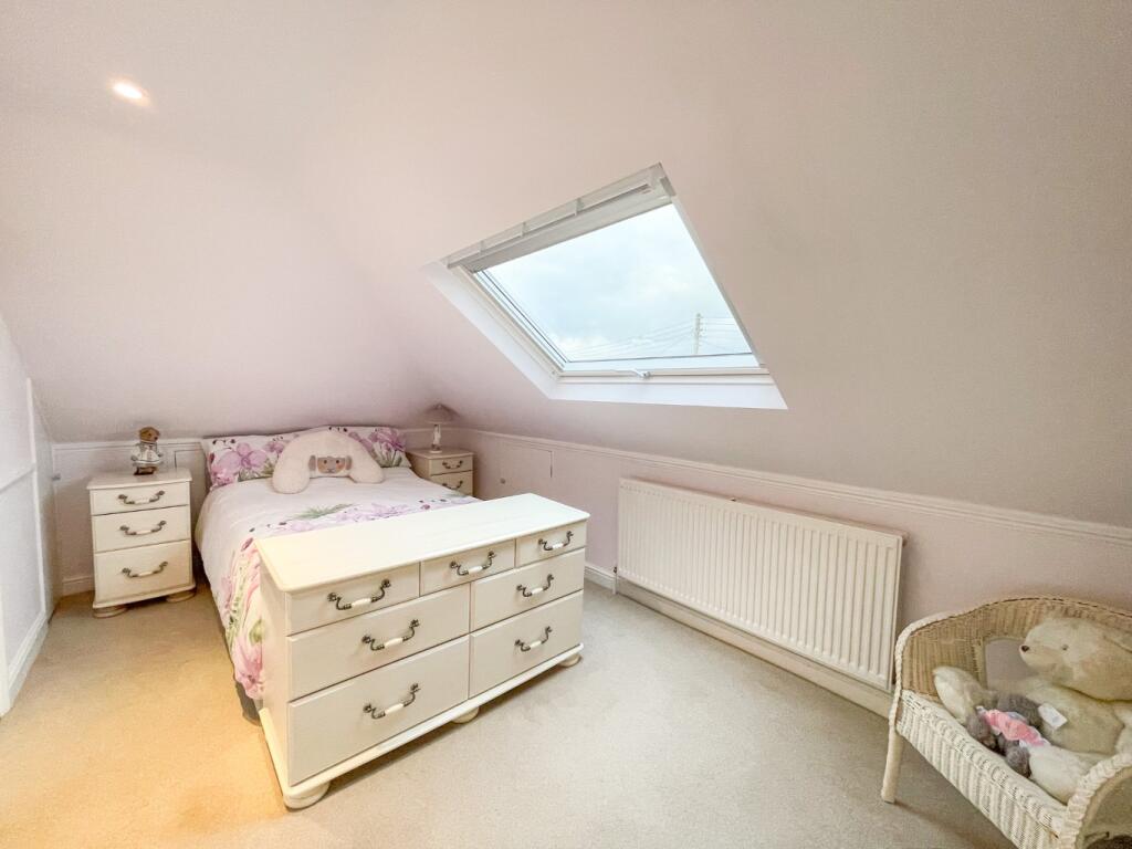Additional property image - Coutts Avenue, Shorne, Gravesend, Kent, DA12