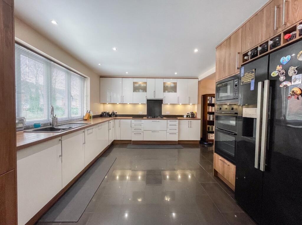 Additional property image - Hever Court Road, Gravesend, Kent, DA12