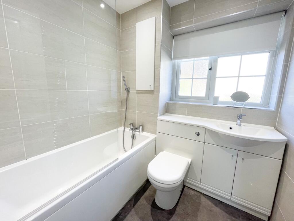Additional property image - Glen View, Gravesend, Kent, DA12