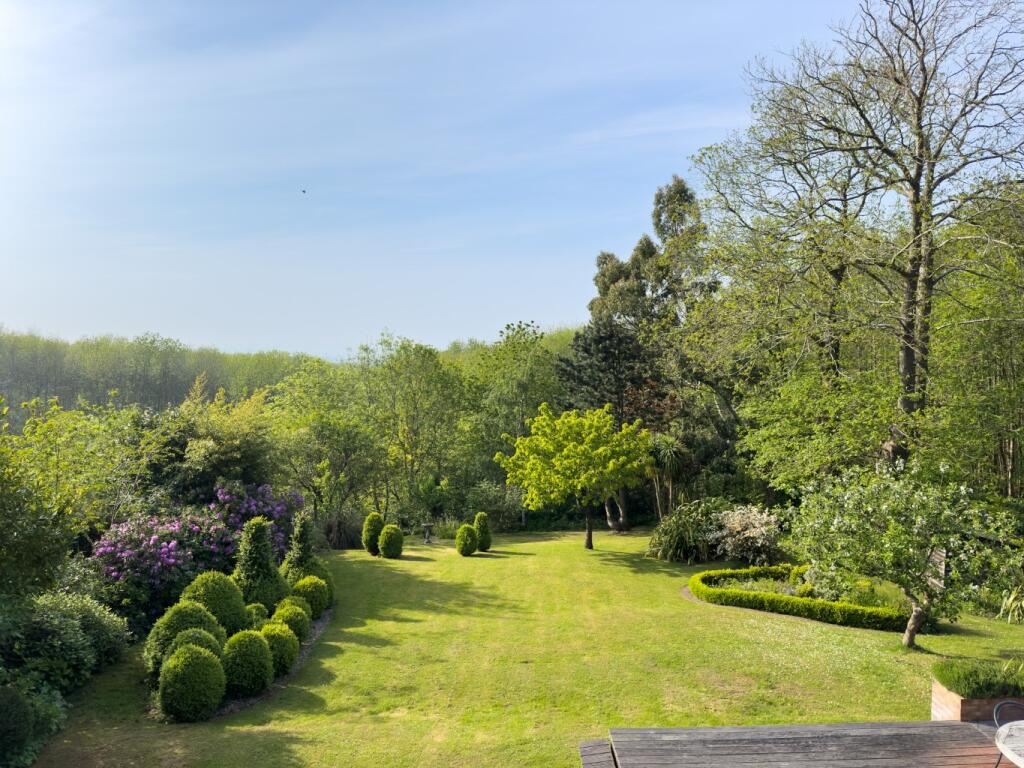 Additional property image - Pear Tree Lane, Shorne, Gravesend, Kent, DA12