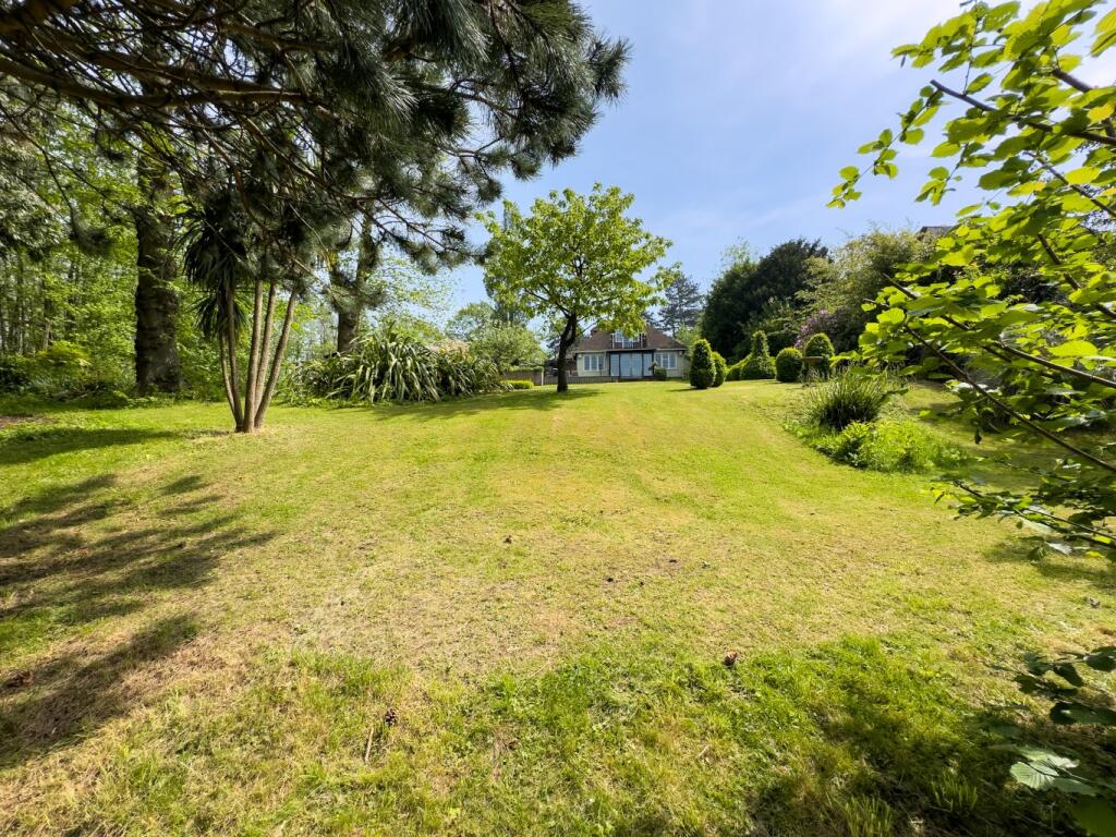 Additional property image - Pear Tree Lane, Shorne, Gravesend, Kent, DA12