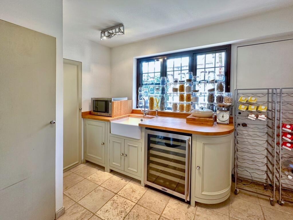 Additional property image - Pear Tree Lane, Shorne, Gravesend, Kent, DA12
