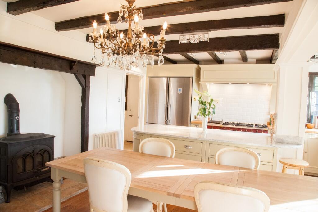 Additional property image - Pear Tree Lane, Shorne, Gravesend, Kent, DA12