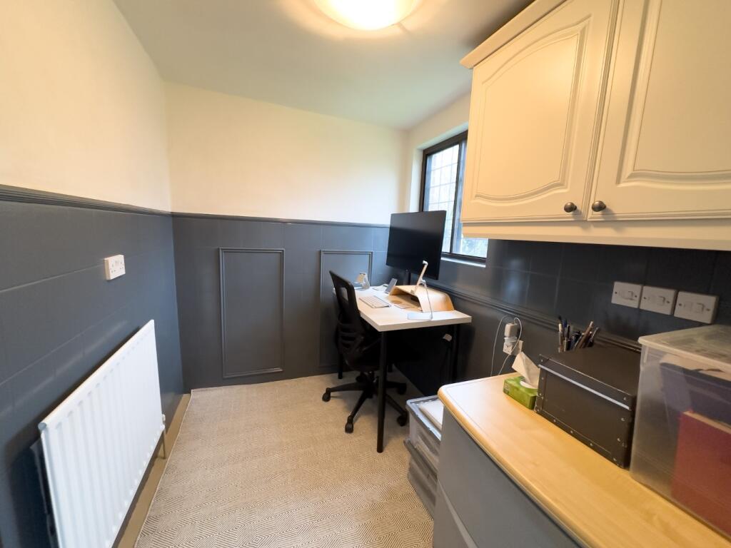 Additional property image - Pear Tree Lane, Shorne, Gravesend, Kent, DA12
