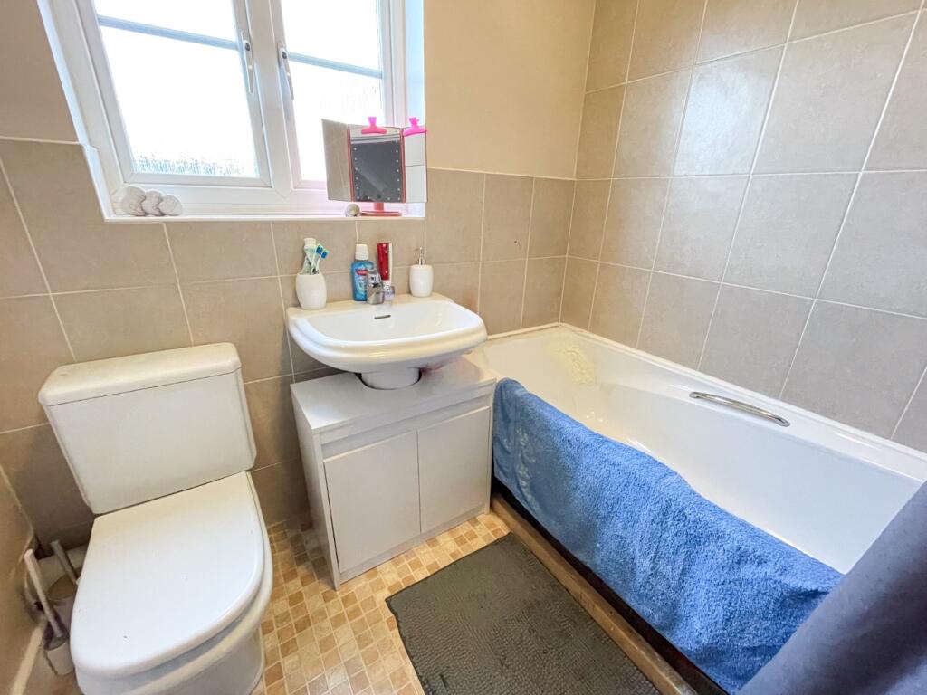 Additional property image - Mermaid Close, Gravesend, Kent, DA11