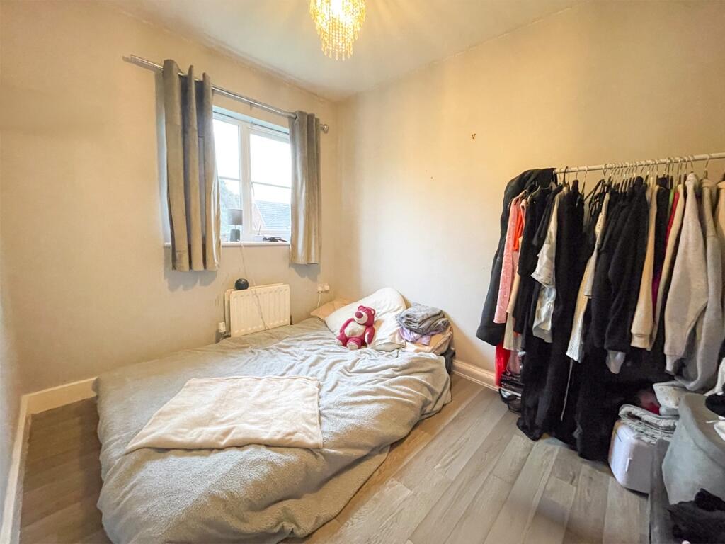 Additional property image - Mermaid Close, Gravesend, Kent, DA11