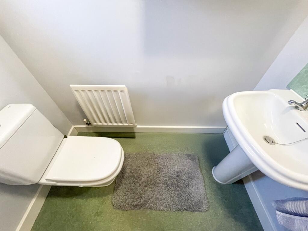 Additional property image - Mermaid Close, Gravesend, Kent, DA11