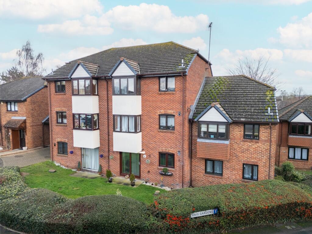 Main image of property: Haig Gardens, Gravesend, Kent, DA12 1NE