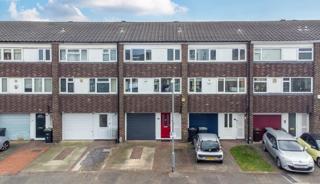 Main image of property: Weavers Close, Gravesend, Kent, DA11