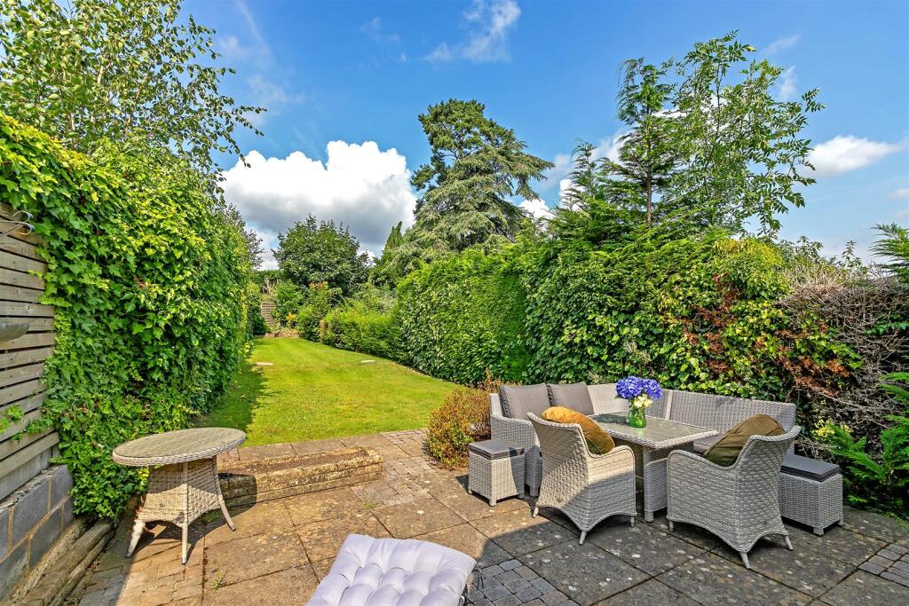 Main image of property: Goodyers Avenue, Radlett