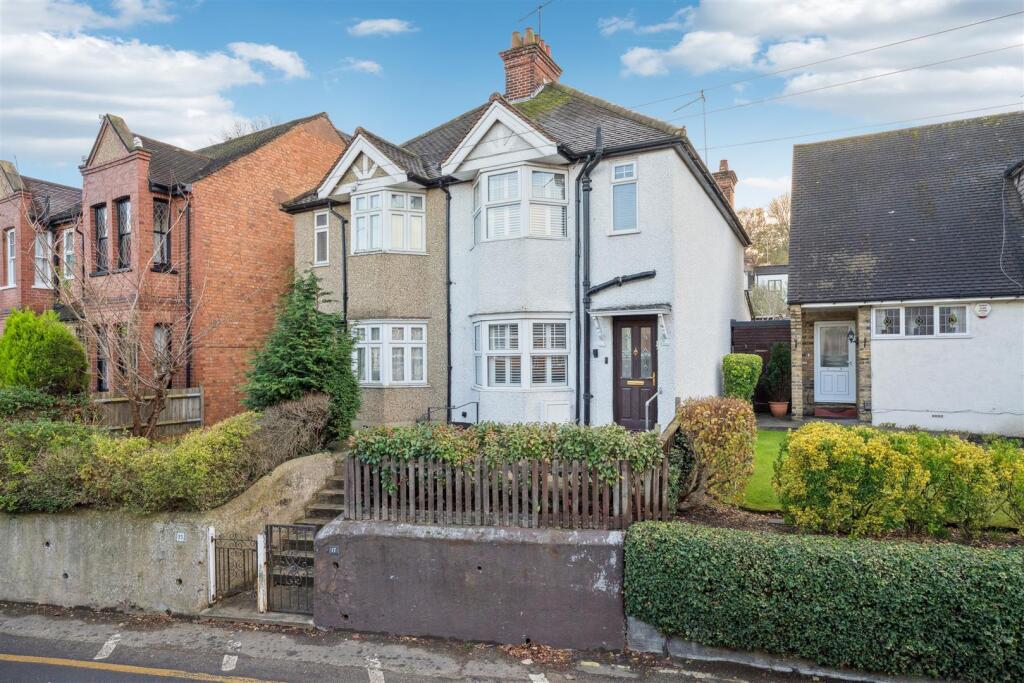 Main image of property: Aldenham Road, Radlett