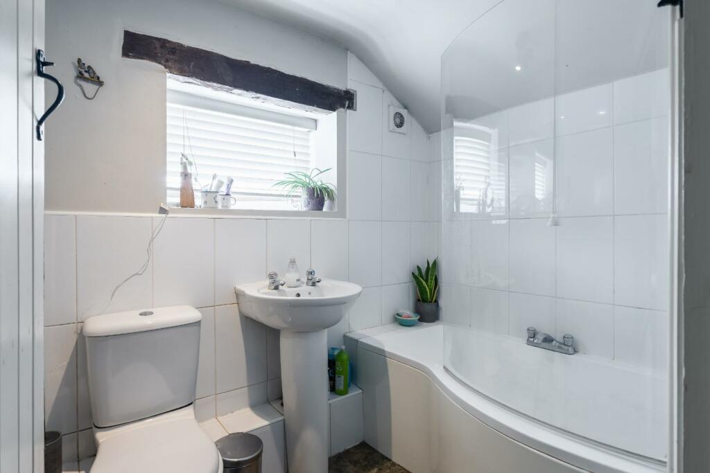 Additional property image - Binswood End, Harbury, Leamington Spa