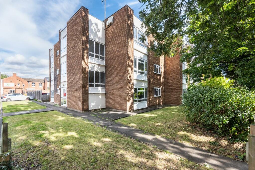 Main image of property: Forfield Place, Royal Leamington Spa