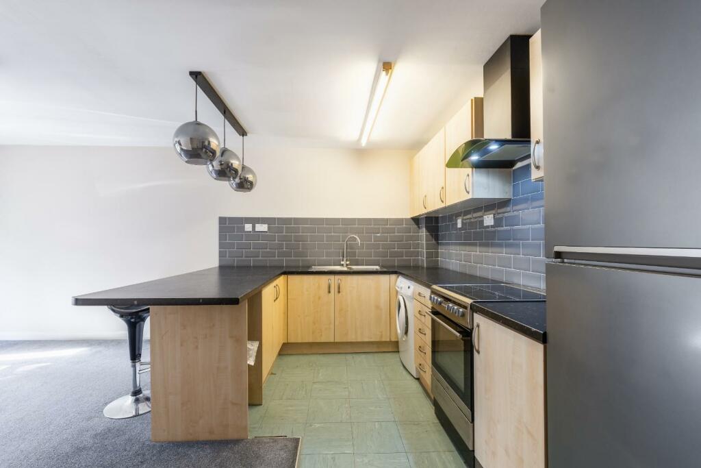 Additional property image - Forfield Place, Royal Leamington Spa