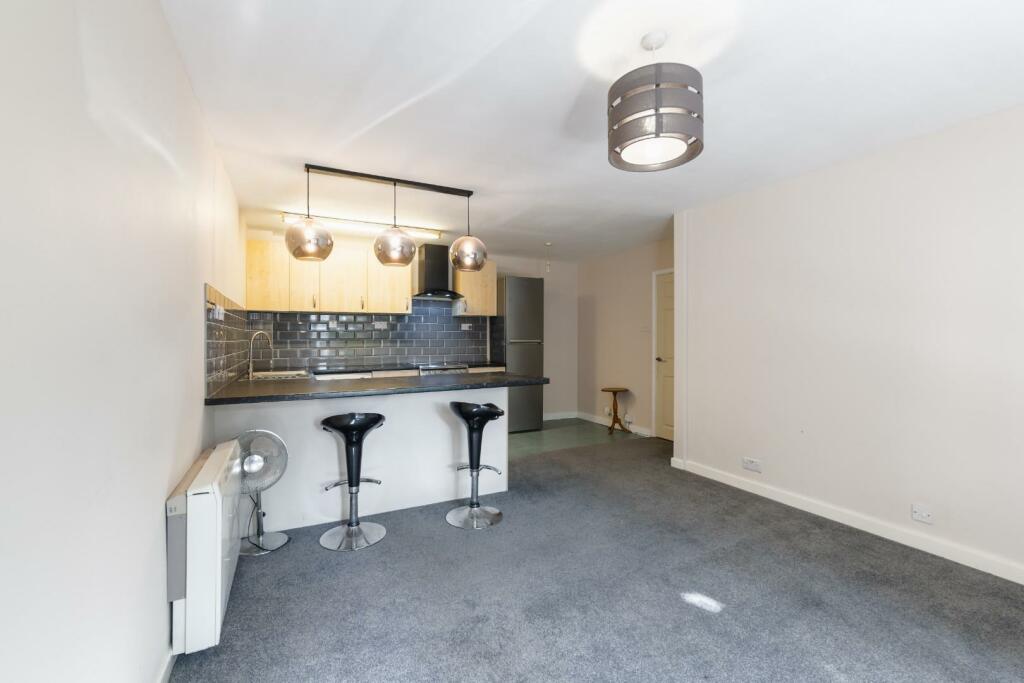Additional property image - Forfield Place, Royal Leamington Spa