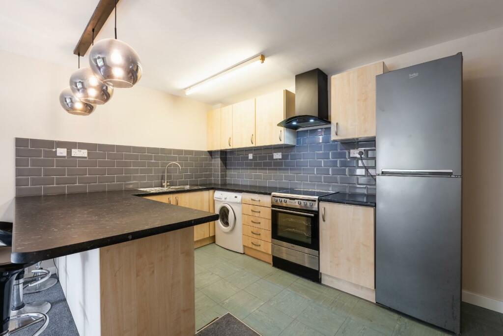 Additional property image - Forfield Place, Royal Leamington Spa