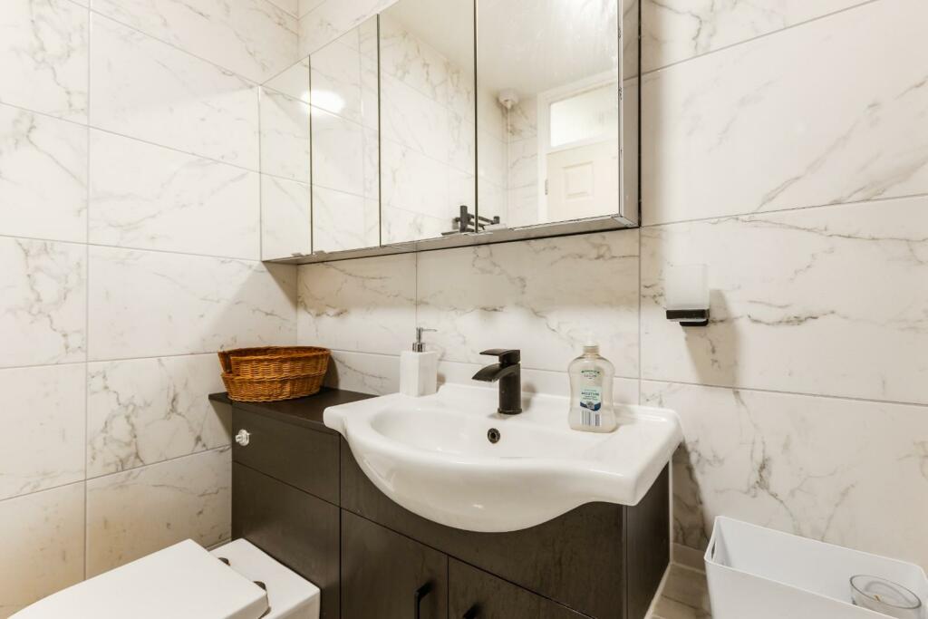 Additional property image - Forfield Place, Royal Leamington Spa