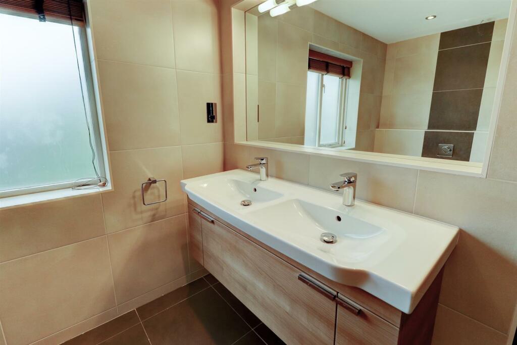 Additional property image - Alderman Way, Weston Under Wetherley, Leamington Spa