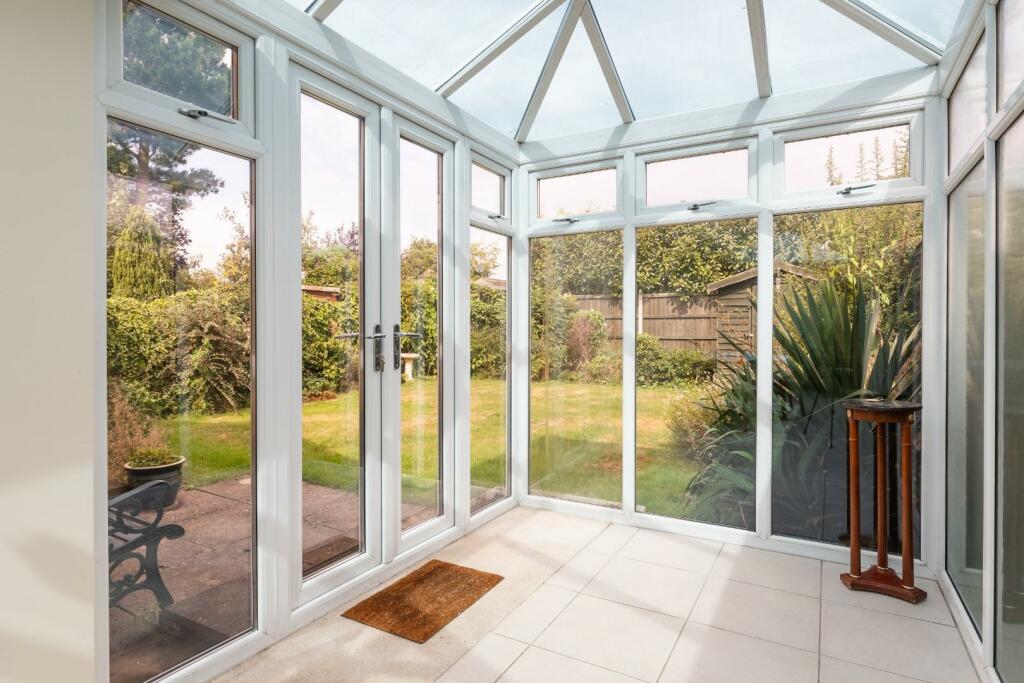 Additional property image - Sutcliffe Drive, Harbury, Leamington Spa