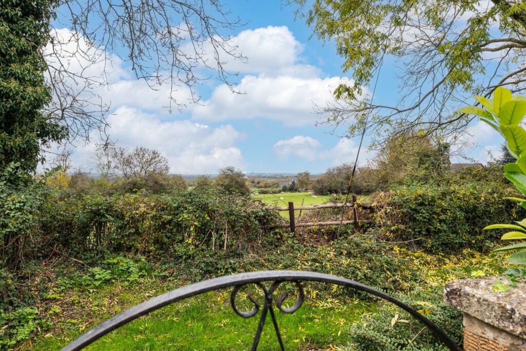 Additional property image - Top Street, Southam