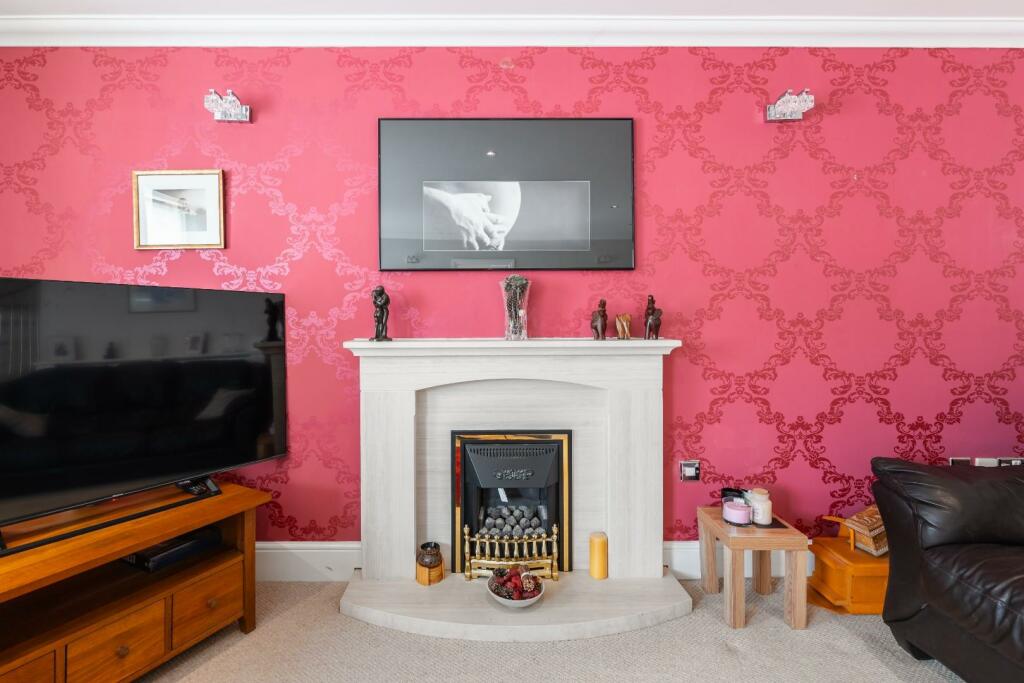 Additional property image - Bascote Rise, Southam
