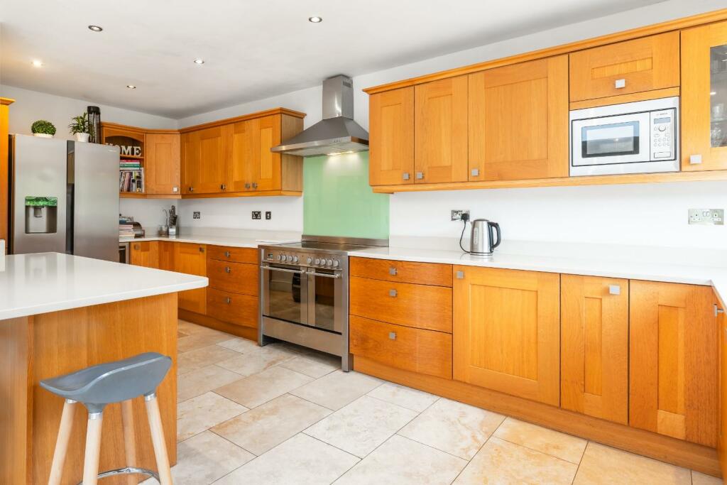 Additional property image - Bascote Rise, Southam