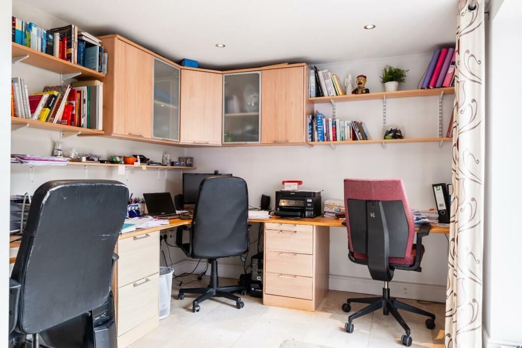 Additional property image - Bascote Rise, Southam