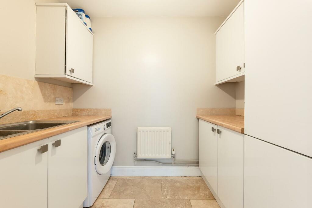 Additional property image - Bascote Rise, Southam