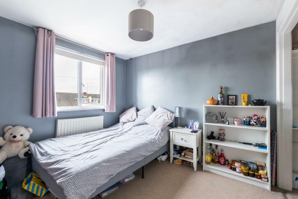 Additional property image - Bascote Rise, Southam