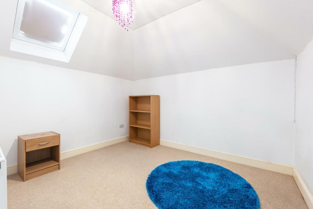 Additional property image - Bascote Rise, Southam