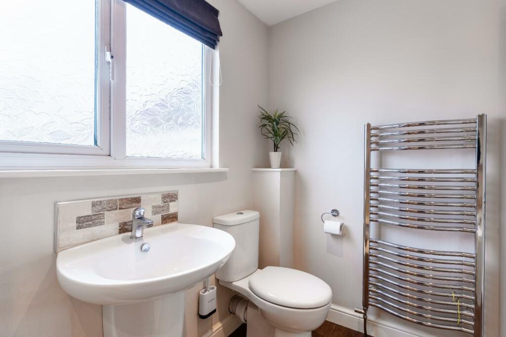 Additional property image - Bascote Rise, Southam