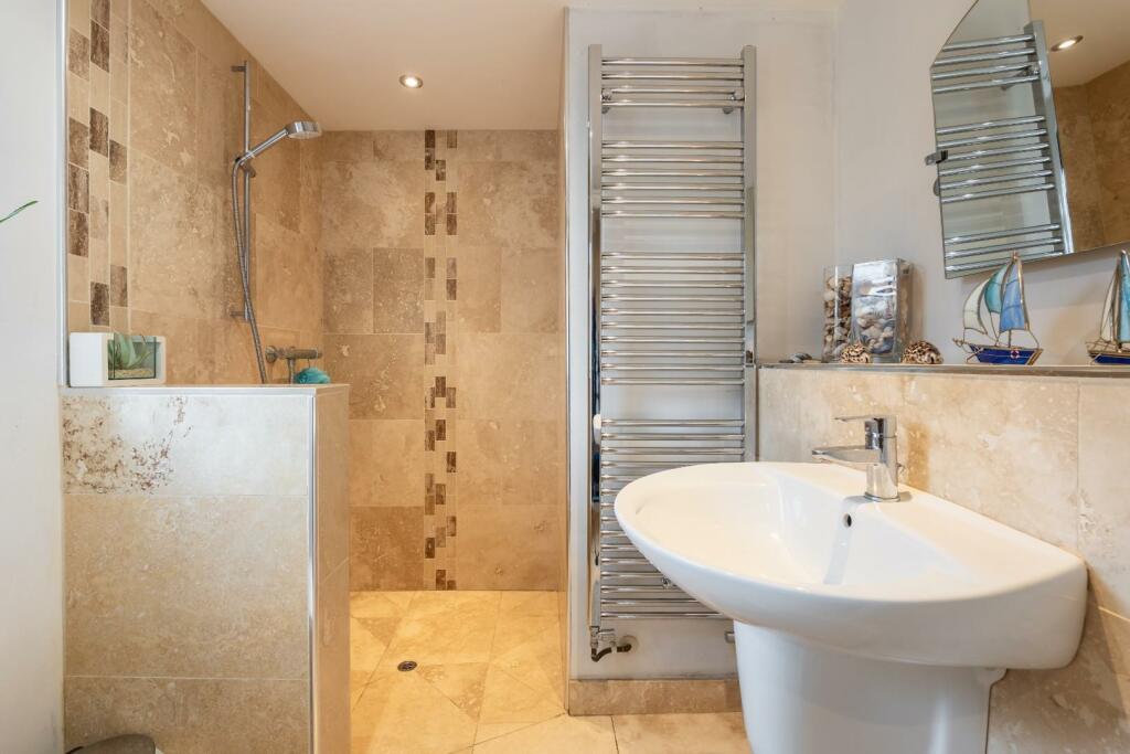 Additional property image - Bascote Rise, Southam